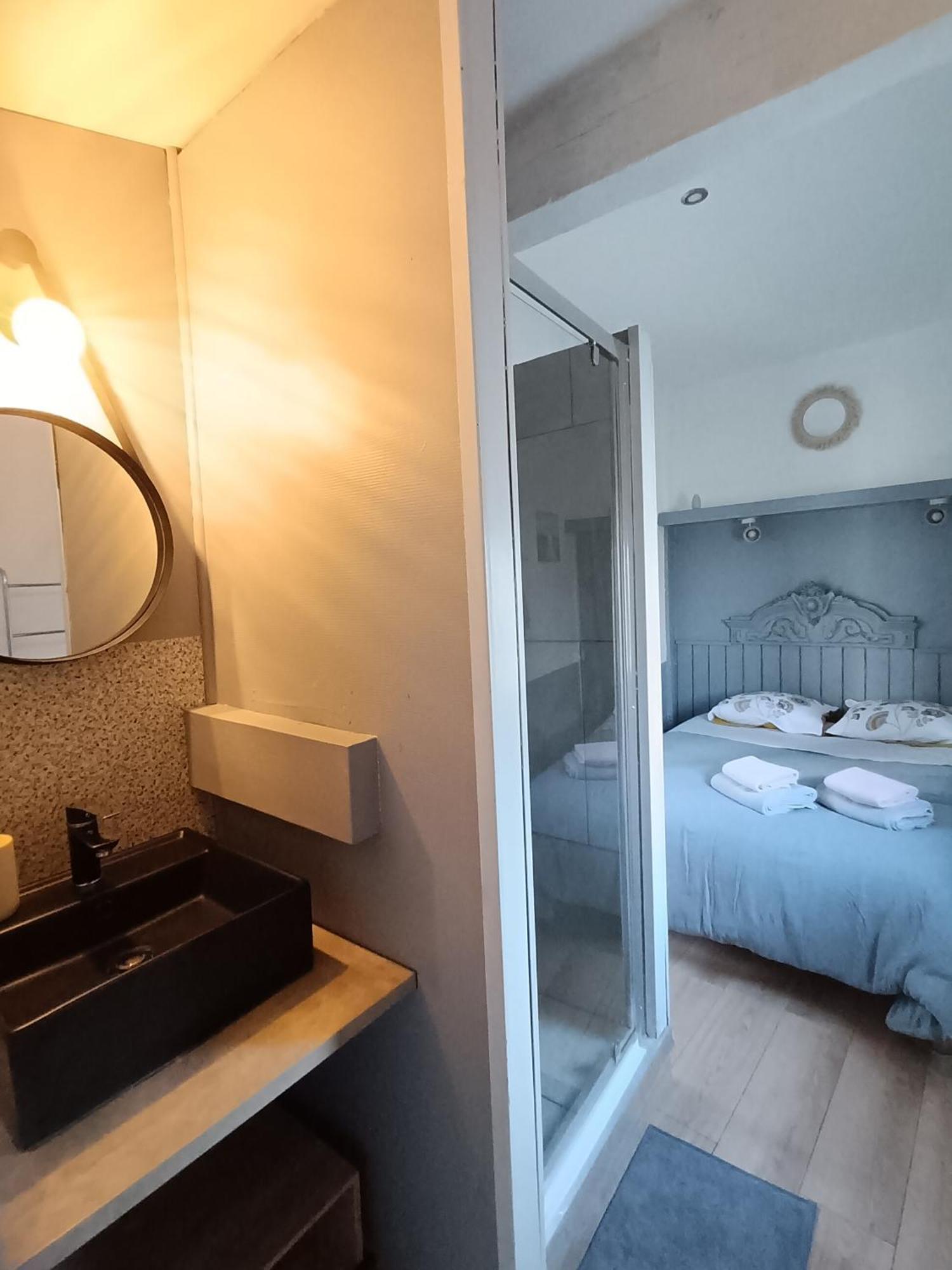 Suite Parentale Equipee En Rez-De-Jardin Le Haillan Екстериор снимка
