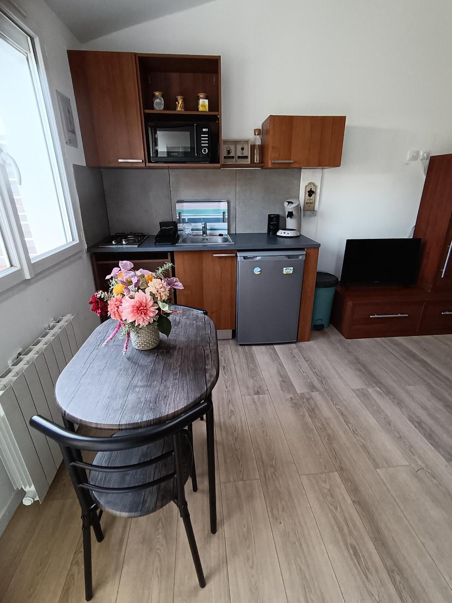 Suite Parentale Equipee En Rez-De-Jardin Le Haillan Екстериор снимка